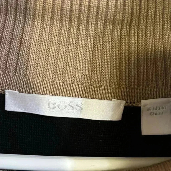 [O/S] Hugo  Boss LISANDRA VIRGIN WOOL PONCHO SWEATER IN CAMEL - Picture 8 of 9